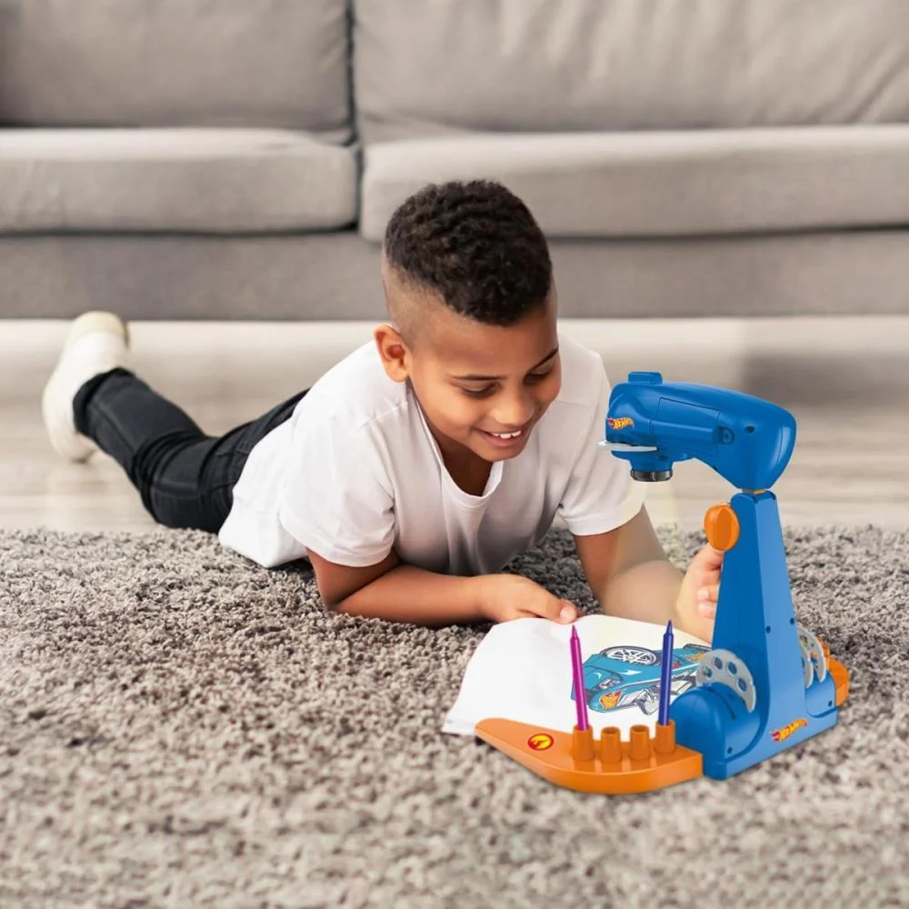 Brinquedo Para Colorir Mesa Projetora Hot Wheels Multikids (Unidade) - imagem 5